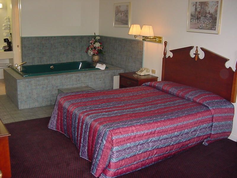 Old Bardstown Inn Quarto foto