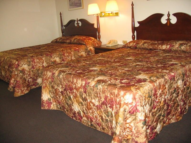 Old Bardstown Inn Quarto foto